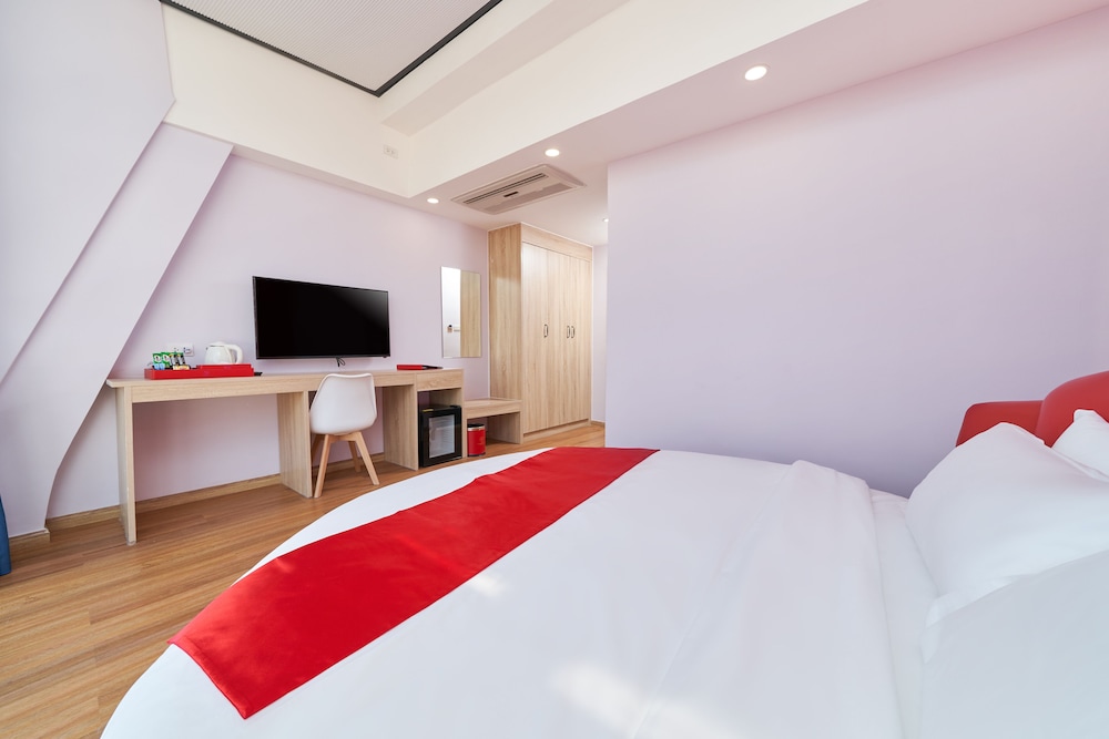 Sapphire Hotel Silom Bangkok 17/48