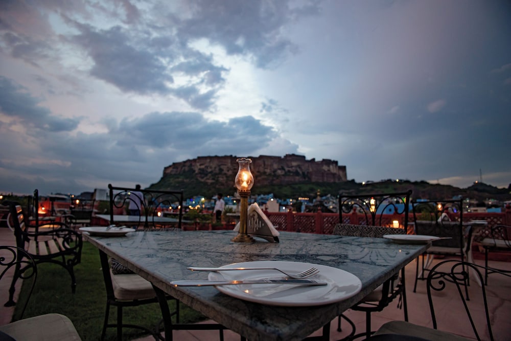 HAVELI INN PAL 37/50