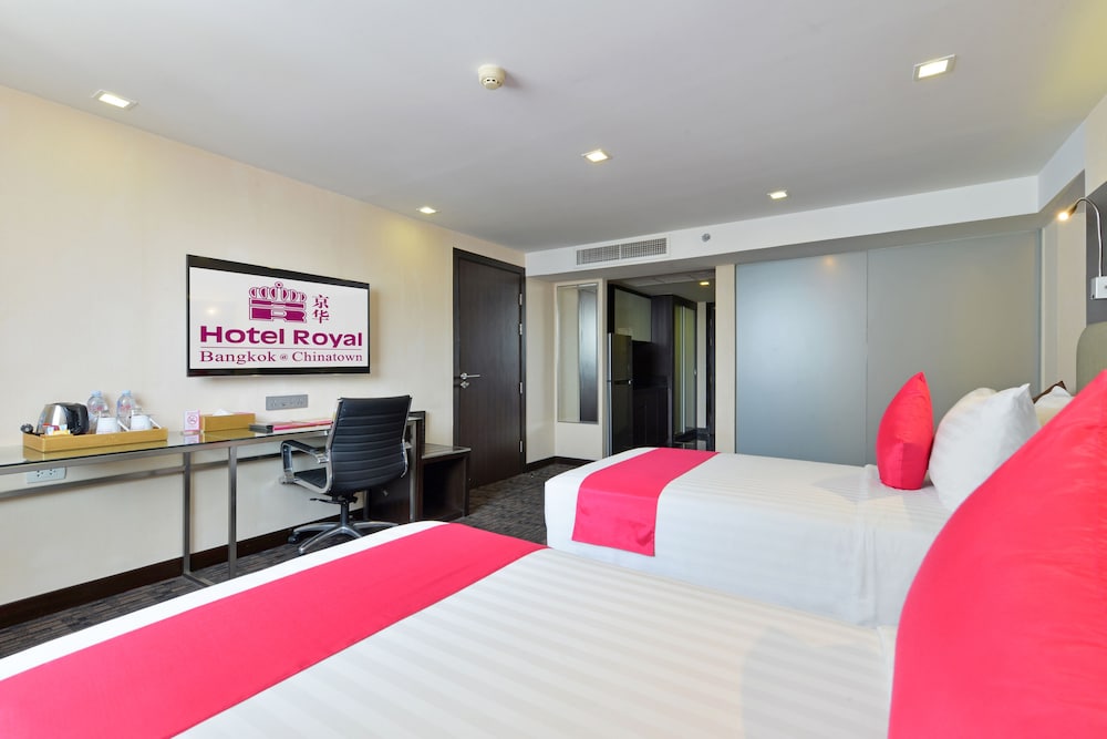 Premium Deluxe Twin Room