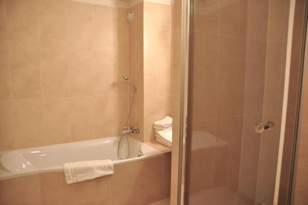 Hotel Diane 44/49