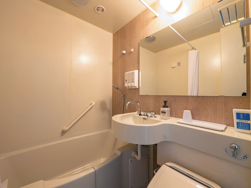 Toyoko Inn Nishitetsu Kurume-eki Higashi-guchi 57/58