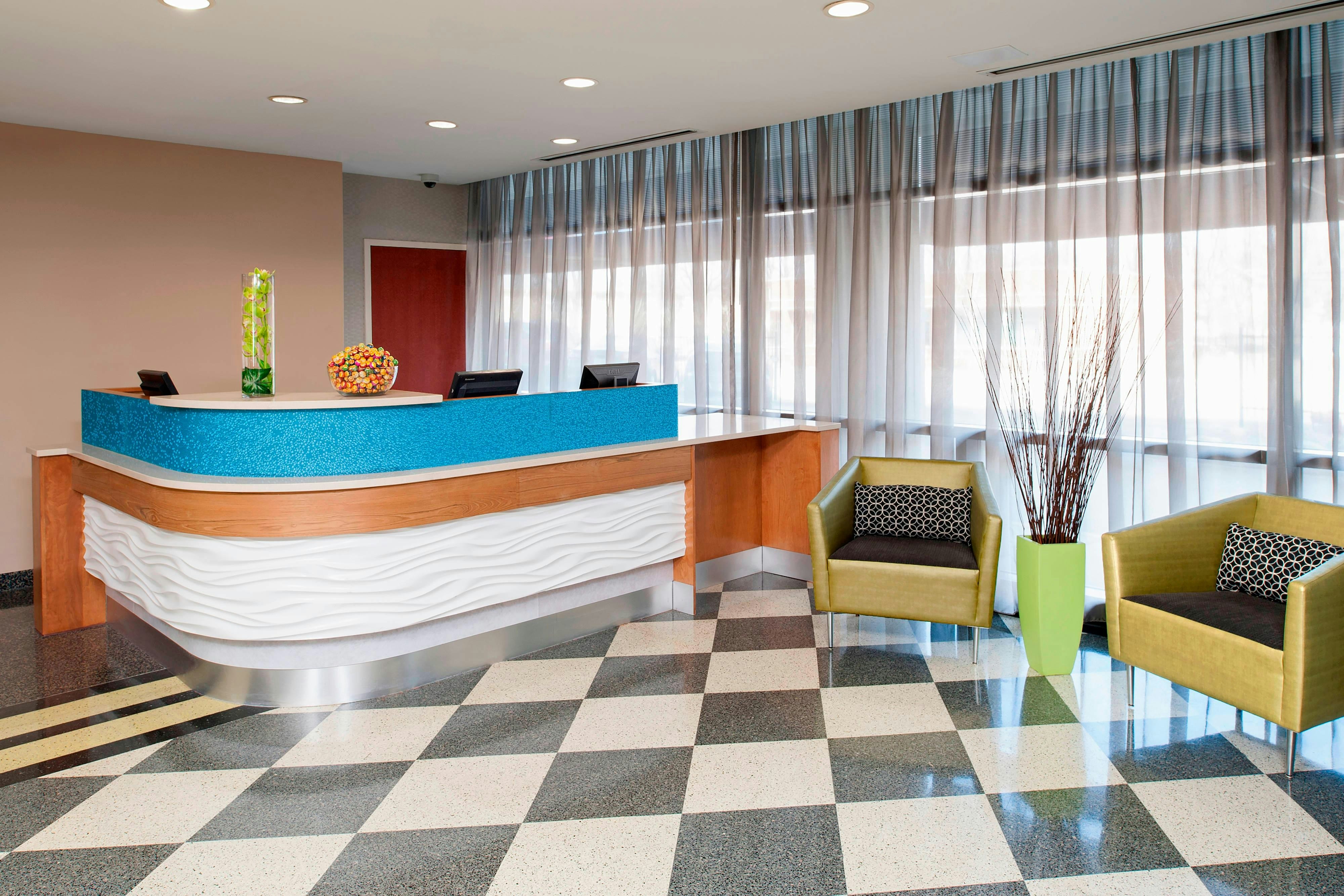 Springhill Suites Chicago Ohare By Marriott 1/33