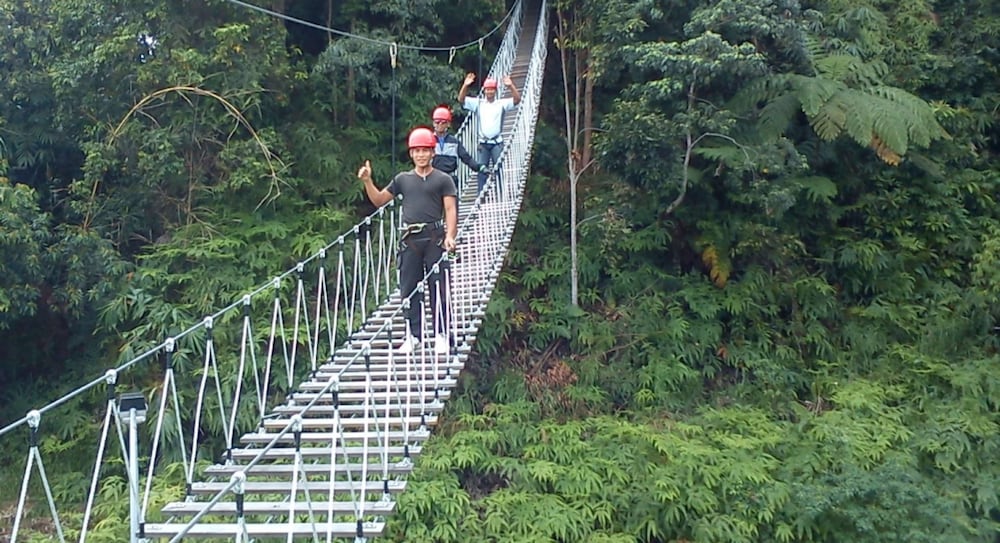 Colmar Tropicale, Berjaya Hills 74/76