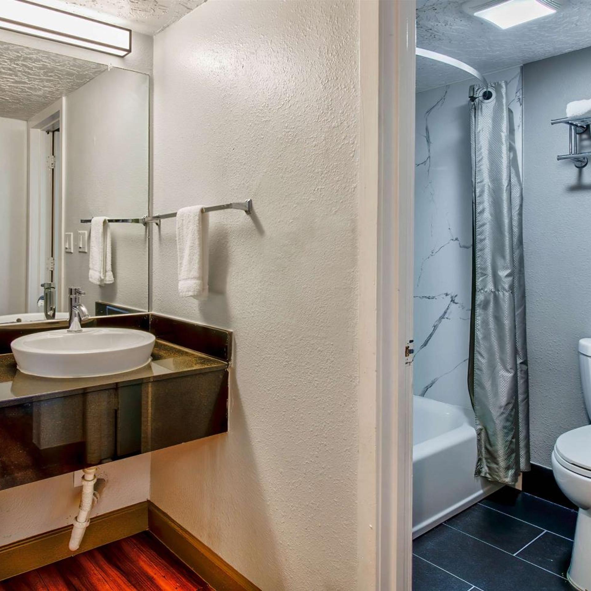 غرفة بسريرين كوين لغير المدخنين، Motel6 Fort Worth, TX - White Settlement 6/6