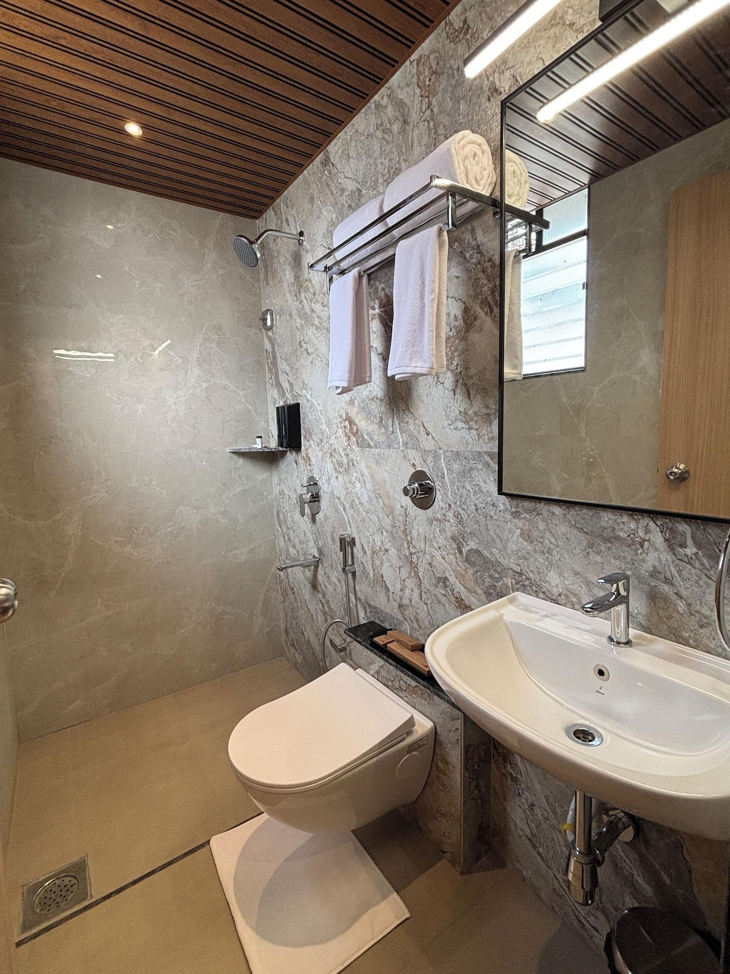 Mastiff Hotel, Hinjawadi 44/50