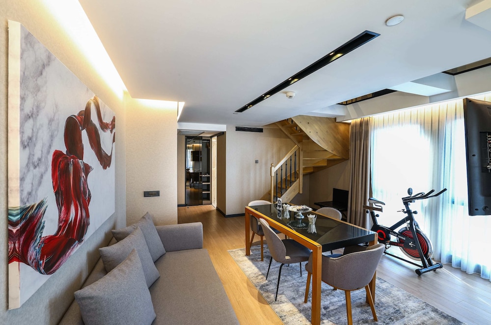 Broyt Hotel 32/50