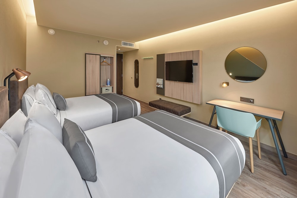 City Express Plus by Marriott Cancun Aeropuerto Riviera 18/49