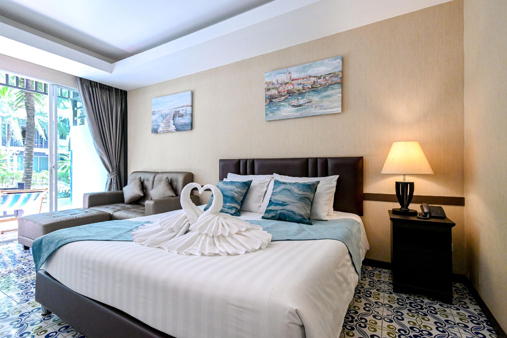 Room, Single Bed, Pool Access
