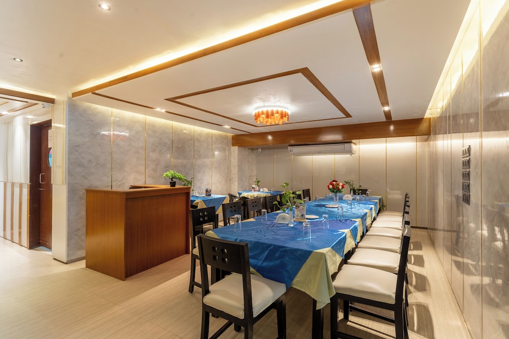 PRIME PARK HOTEL 35/50