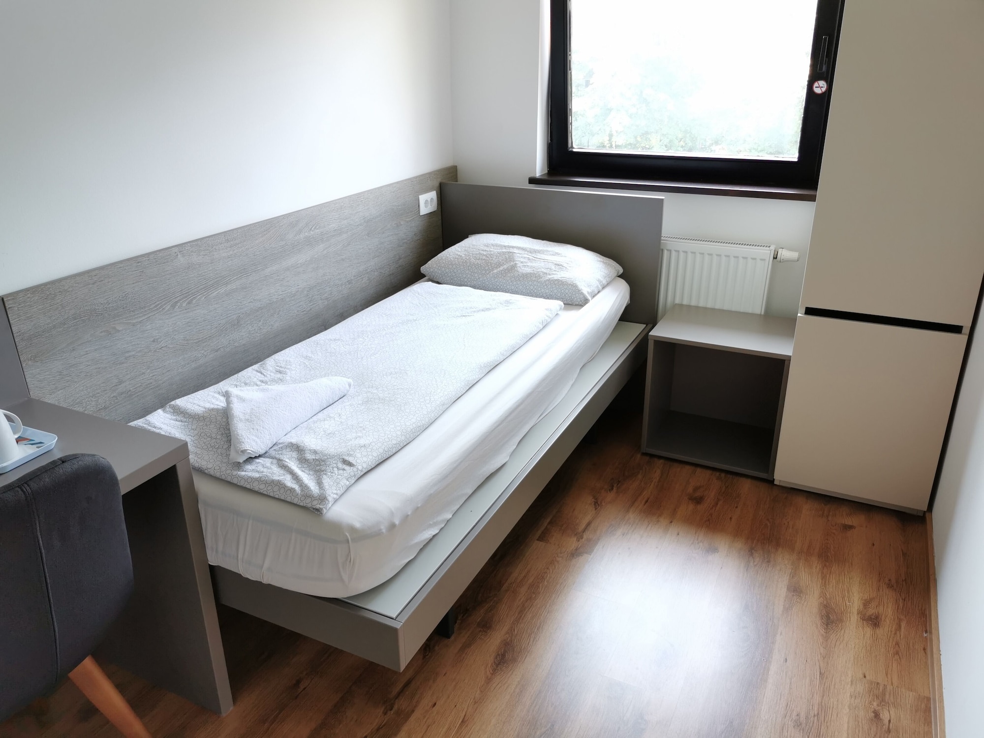 STANDARD, SINGLE, SINGLE BED