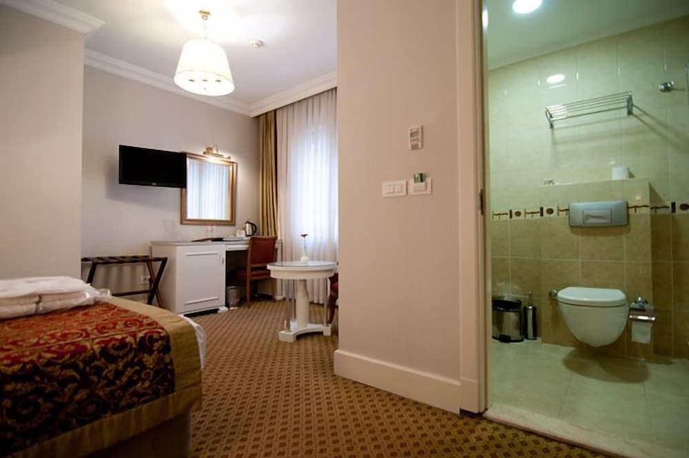 Taksim Metropark Hotel 35/50
