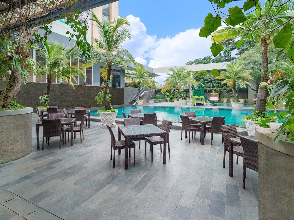 NOVOTEL SOLO 51/64