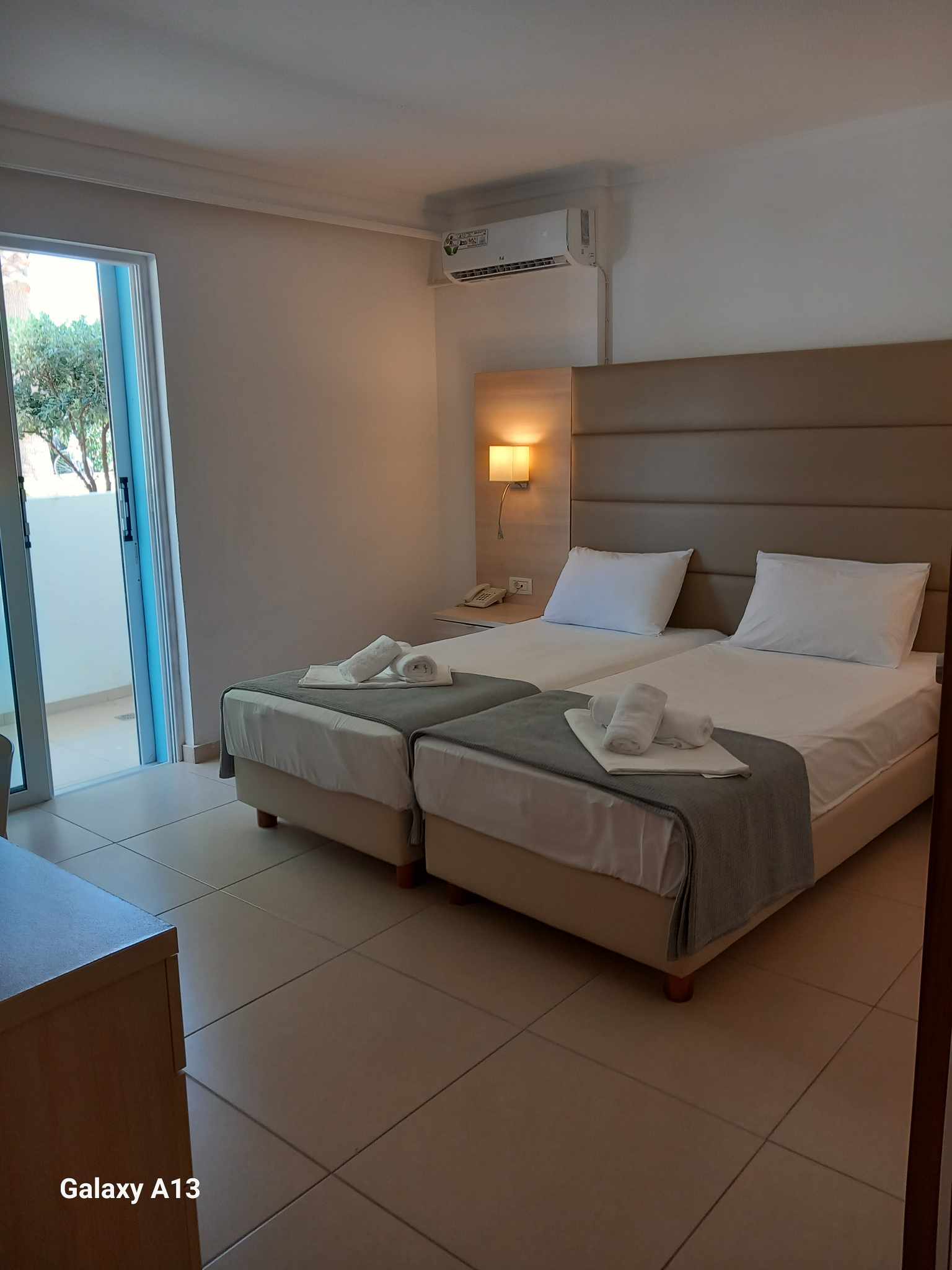 1 Bedroom, Semi Basement, Apartment