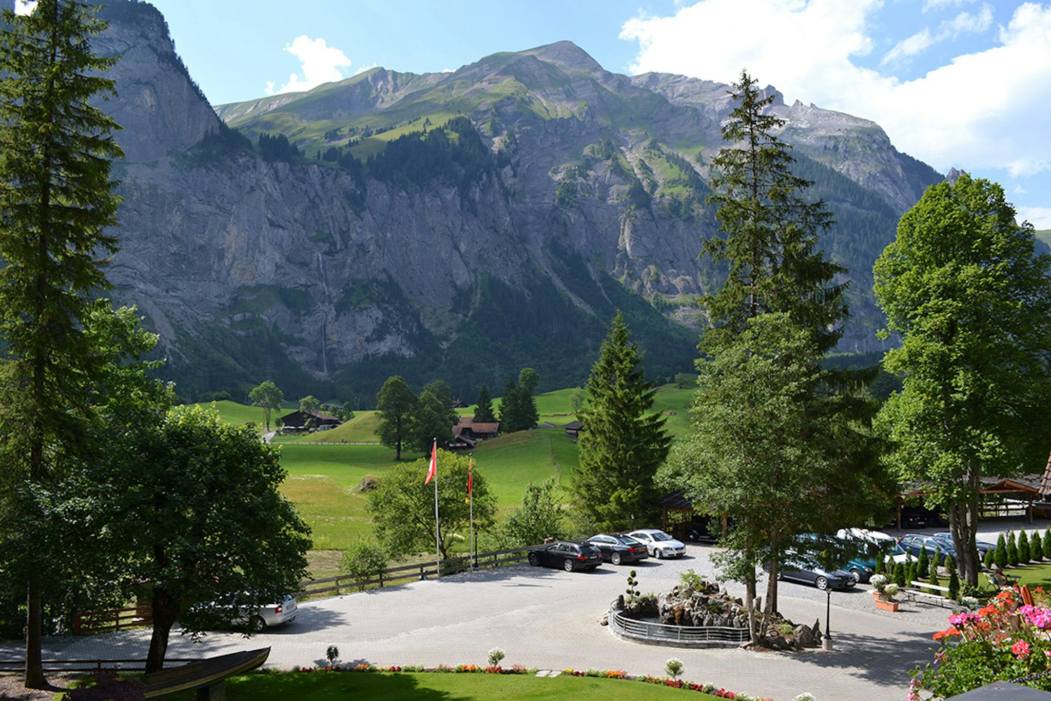 Waldhotel Doldenhorn 47/48