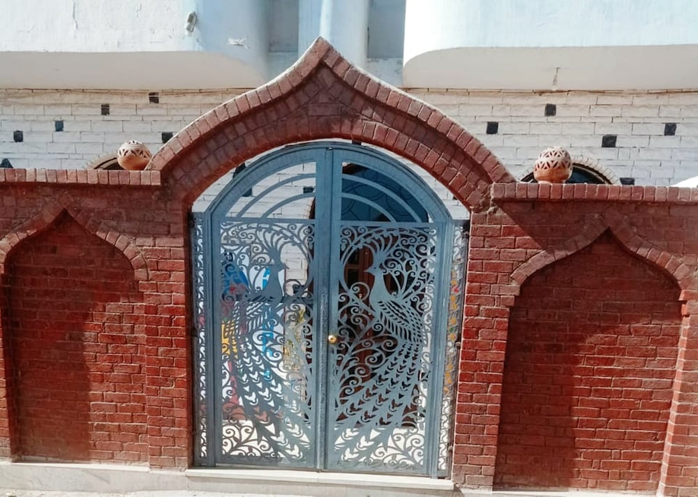 Amenophis Hotel 4/50