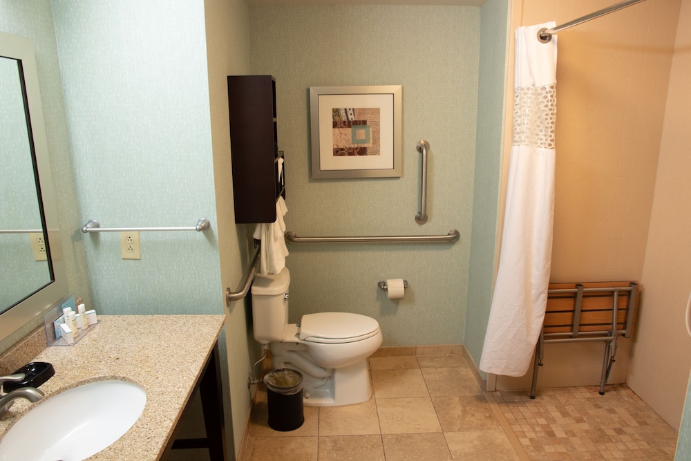 Hampton Inn Fayetteville 22/62