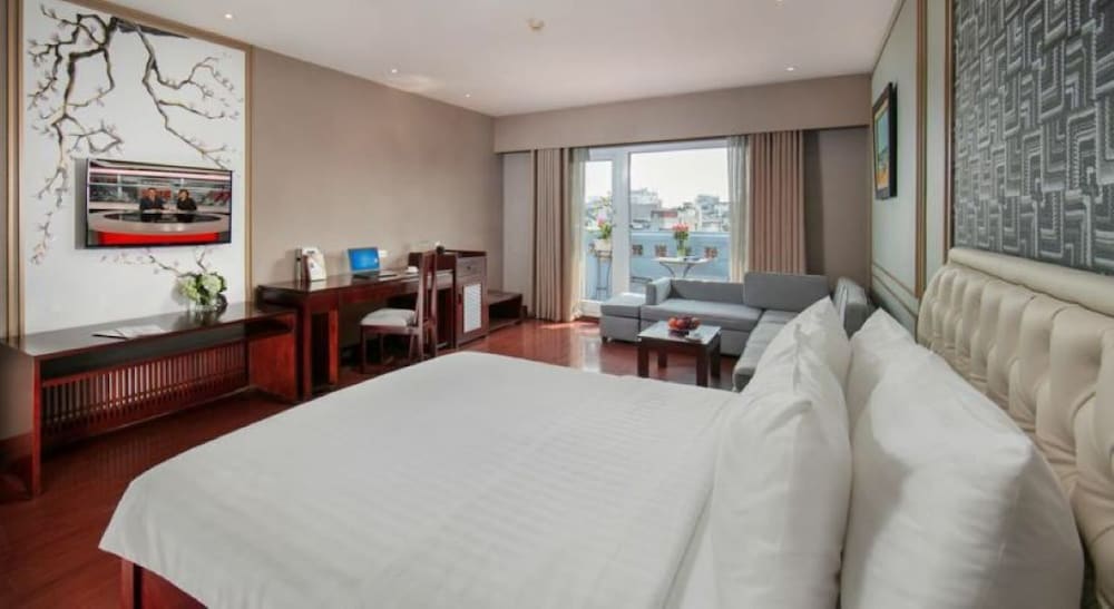 Suji Hotel 18/57