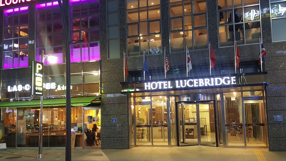 The First Stay Hotel photo1