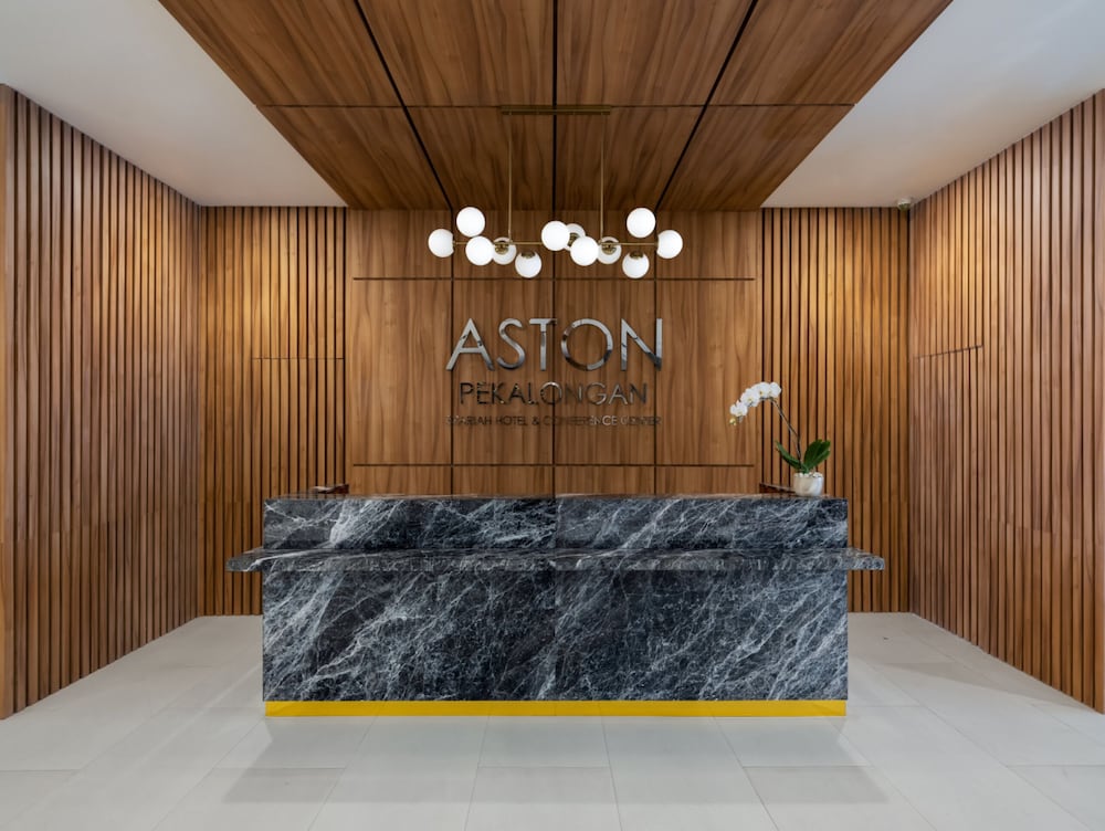 Aston Pekalongan Syariah Hotel and Conference Center 2/24