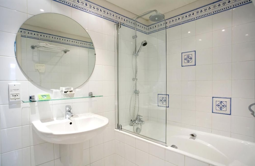 HOTEL ATLANTIS SAINT GERMAIN DES PRES 16/55