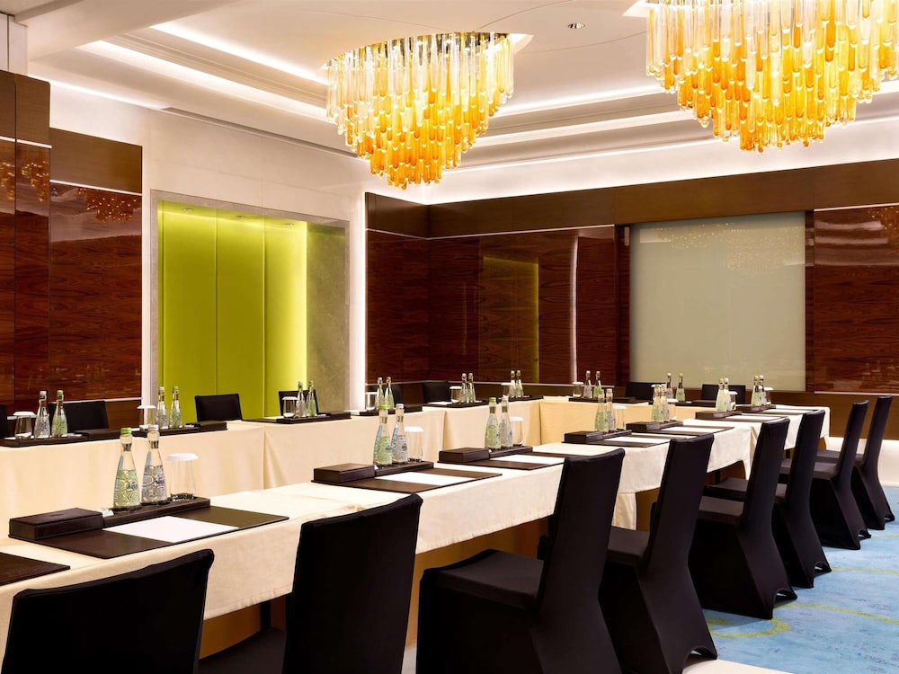 RAFFLES JAKARTA 39/50