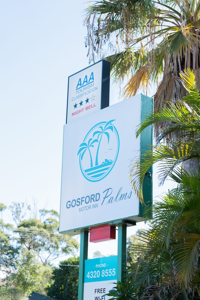 GOSFORD PALMS MOTOR INN 5/62