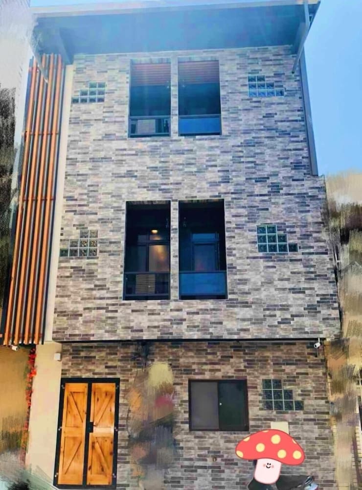 Lugang Back Inn 1/28