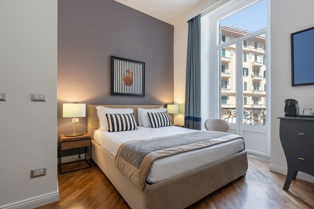 Grand Tour 4Rooms 5/36