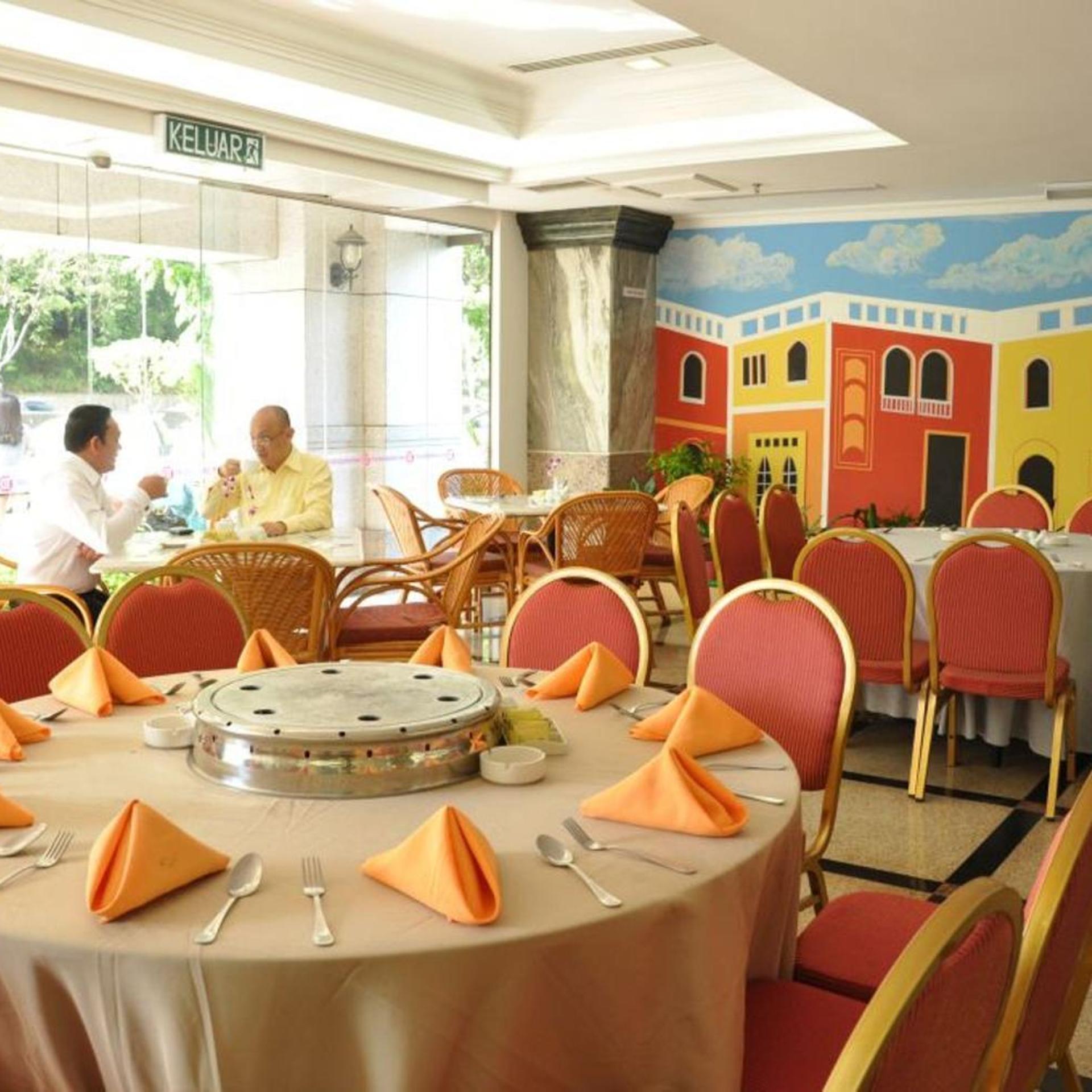 Tang Dynasty Park Hotel 35/50