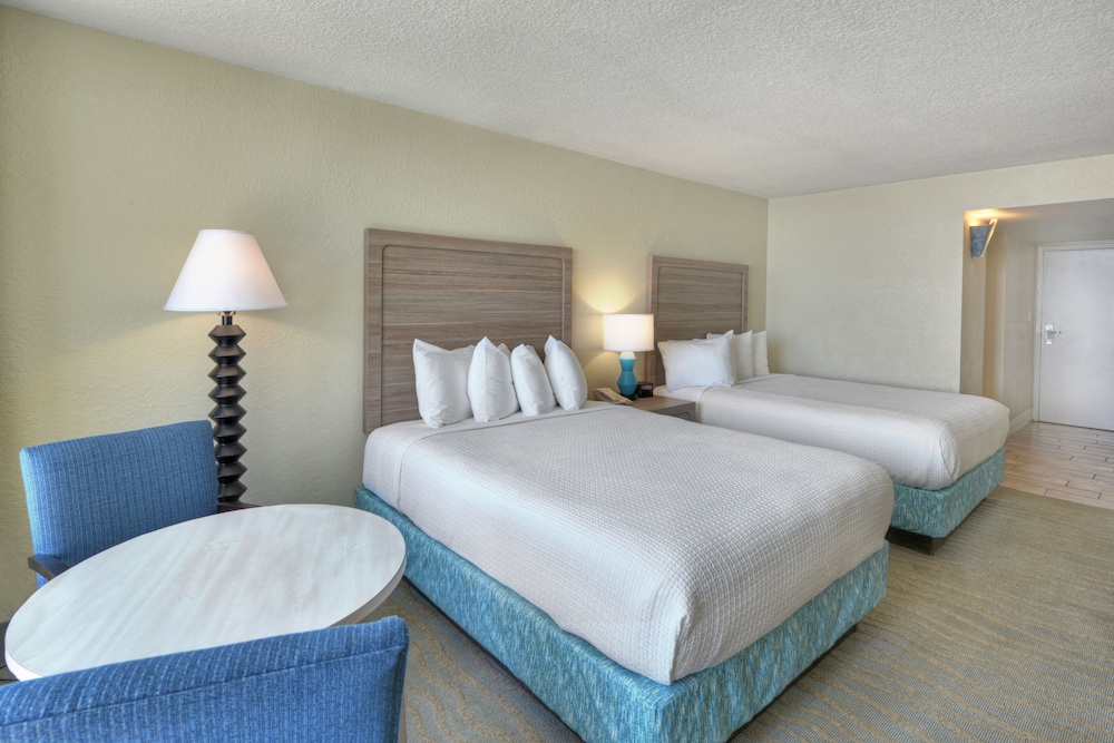 OCEAN, SUITE, ACCESSIBLE