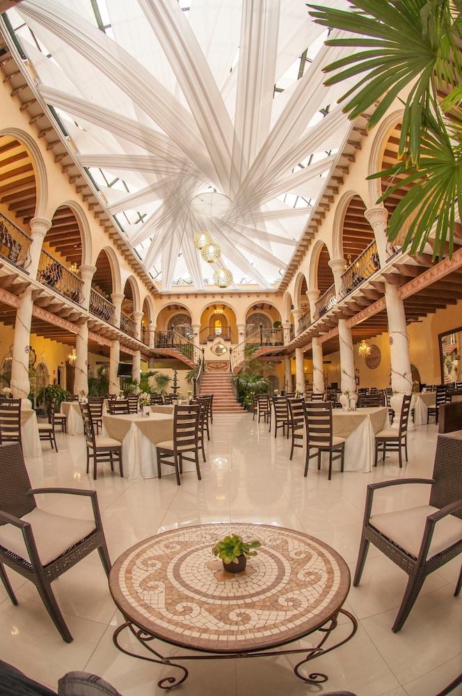 Centro Hotel Villa las Margaritas 56/68
