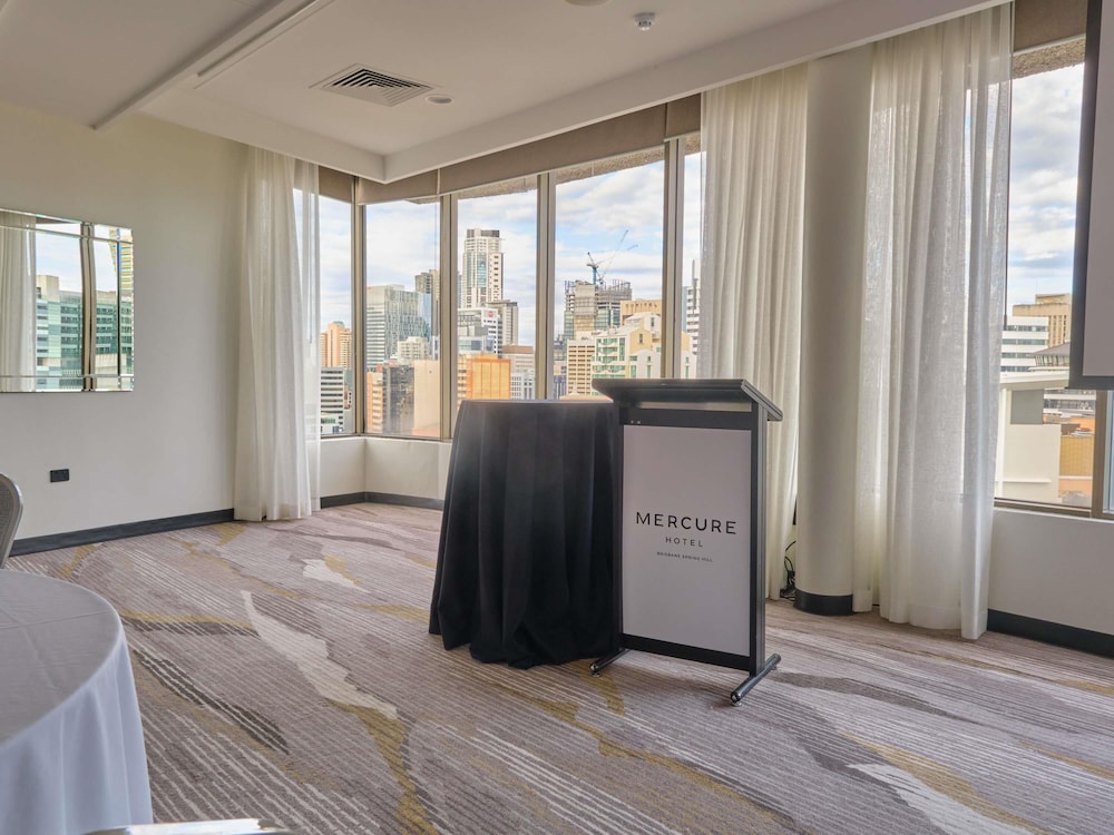 Mercure Brisbane Spring Hill 39/61