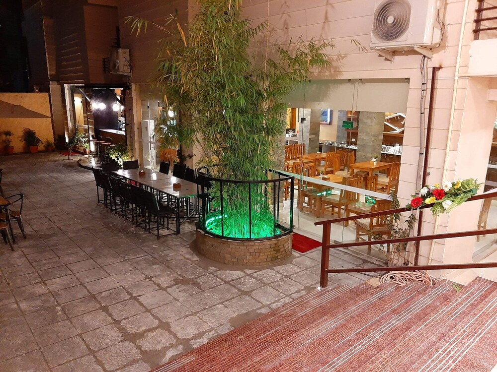 Kuti Resort And Spa 49/65
