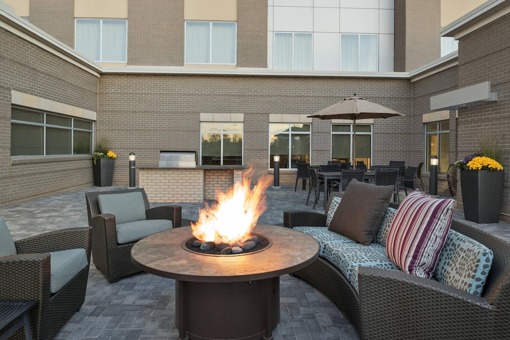 Residence Inn St Paul Woodbury 13/33