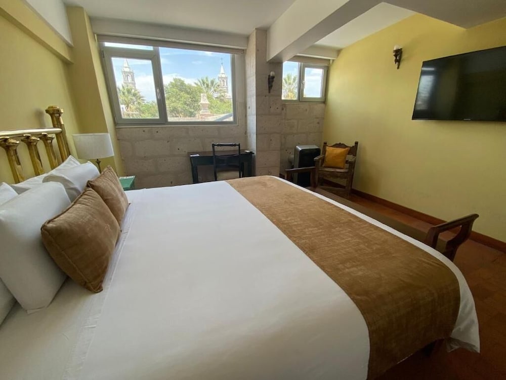 Katari Hotel At Plaza De Armas 5/34