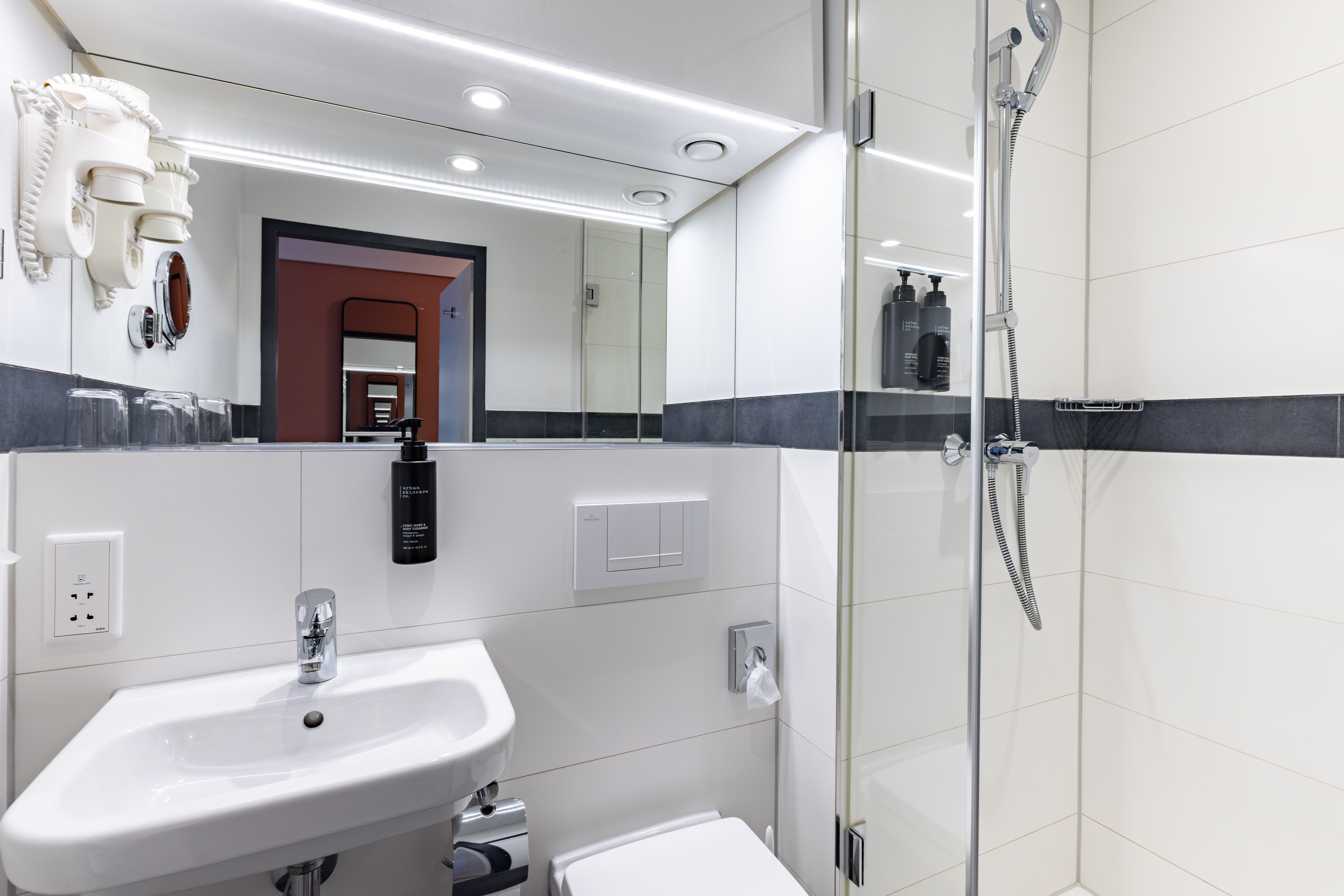 غرفة بسرير كوين بإطلالة على الحديقة، Select Hotel Osnabruck 2/2
