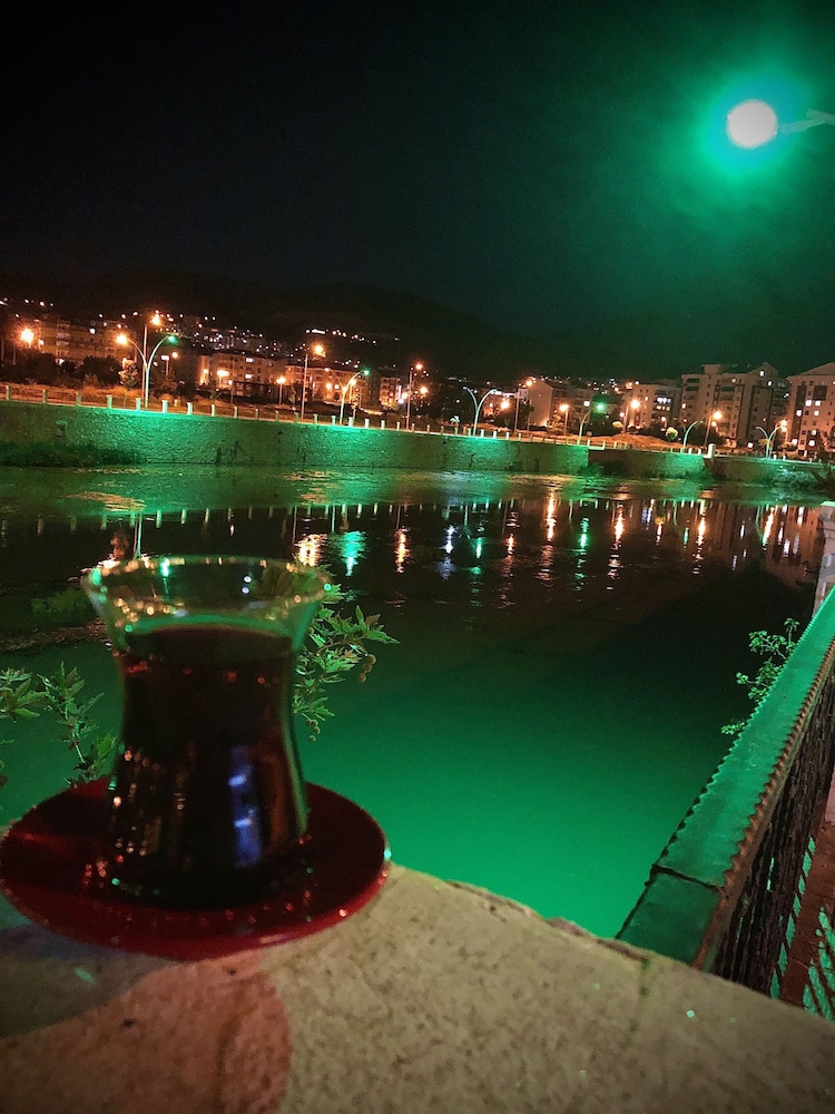 Kehribar Otel & Cafe Restaurant 43/50