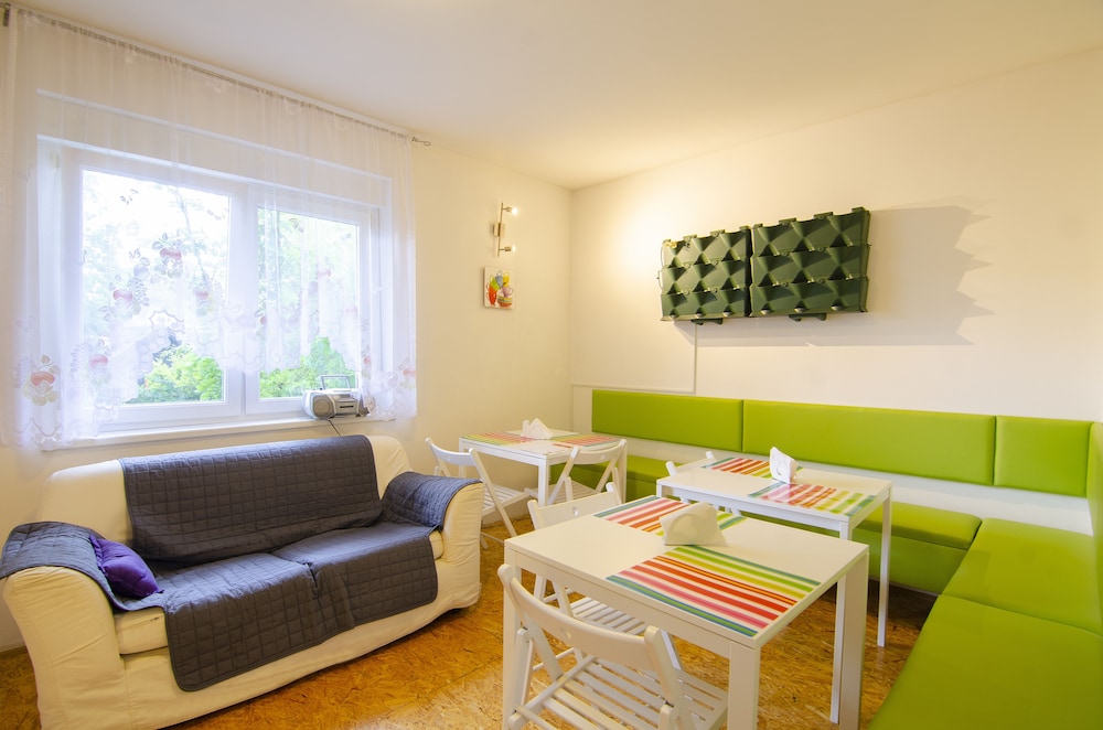 Family Guesthouse GreenSLO 29/50