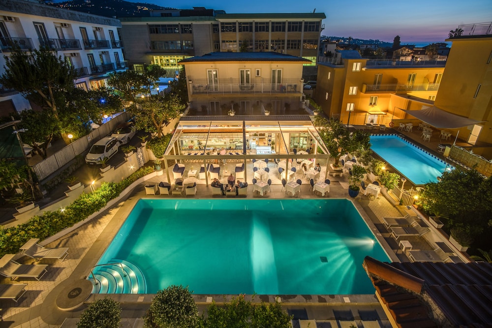 Hotel Florida Sorrento 9/80