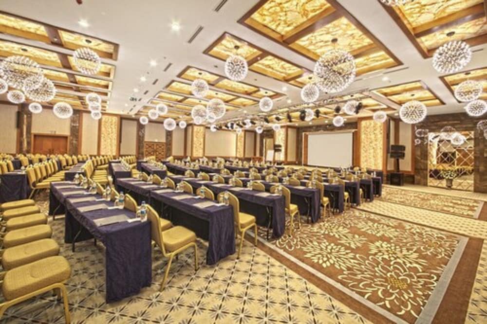 Bof Hotel Uludag 63/74