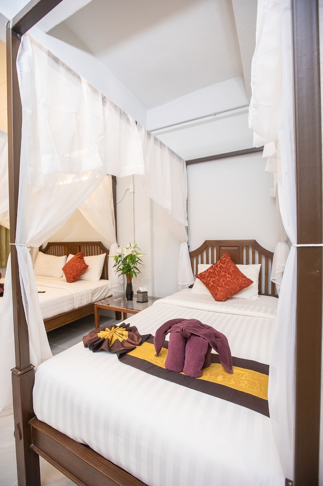 Sabaidee Chiangmai Hotel 11/65