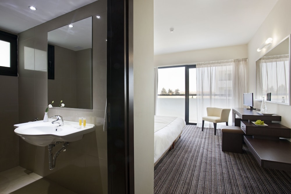 Christofinia Hotel 26/66