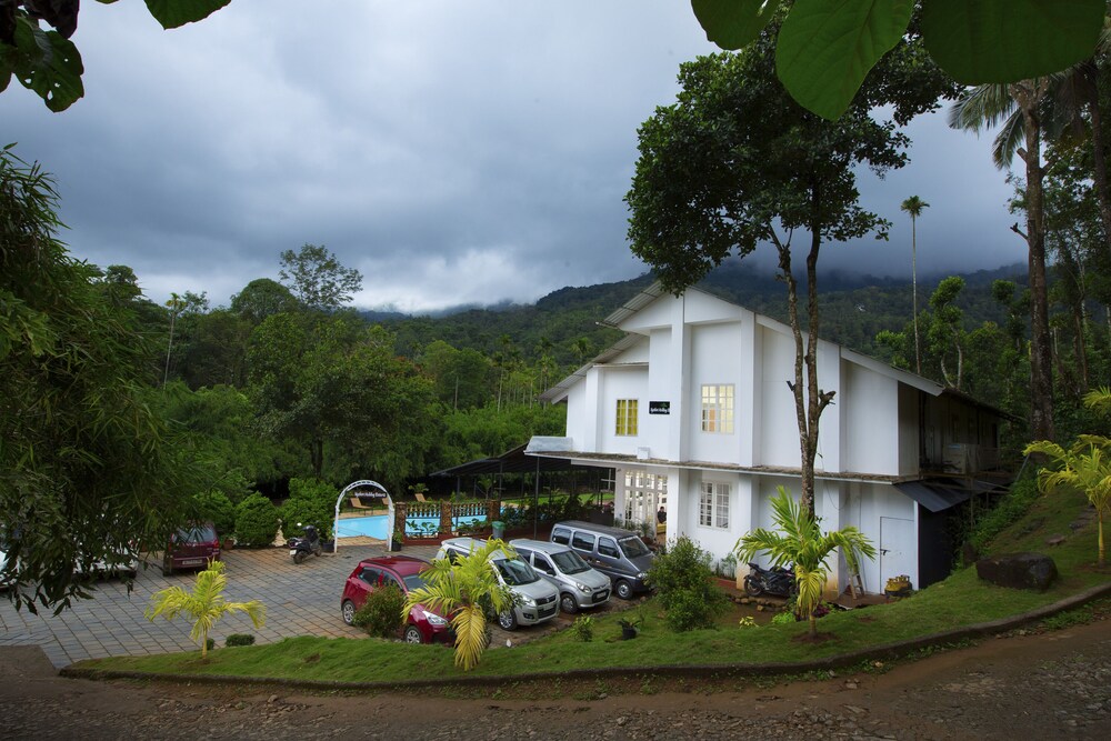 Vythiri Holiday Resorts 4/24
