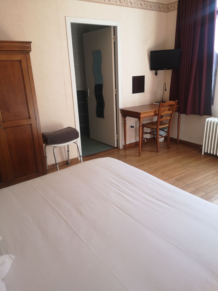 Hotel de Verdun 30/55