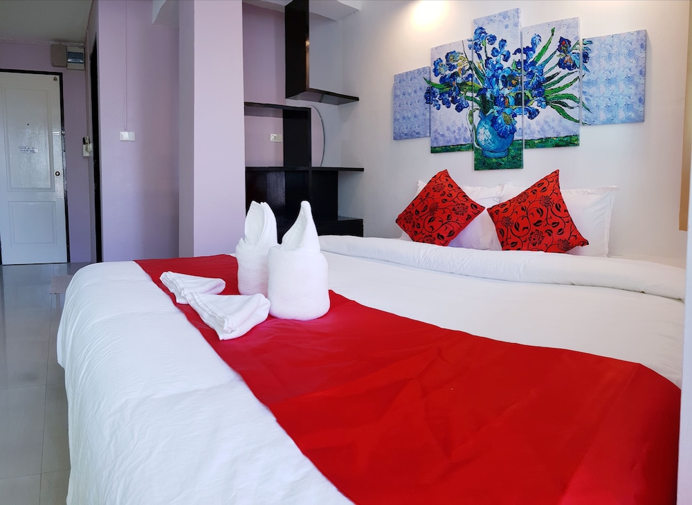 Khaosan Art Hotel 17/75