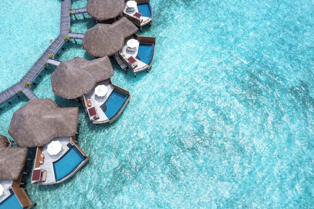 Baros Maldives 88/115