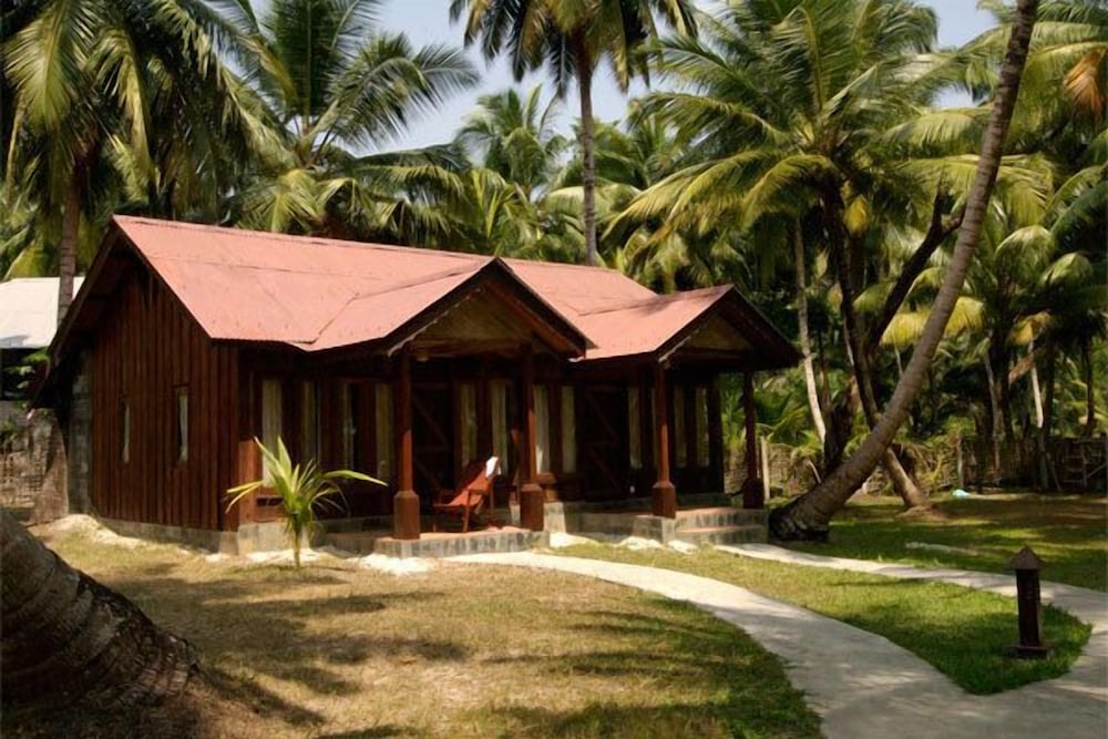 Silver Sand Beach Resort 47/50