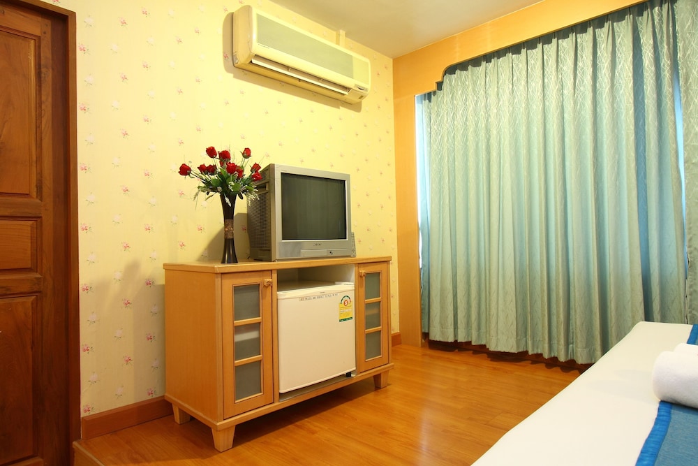 Silom Avenue Inn Bangkok 29/35