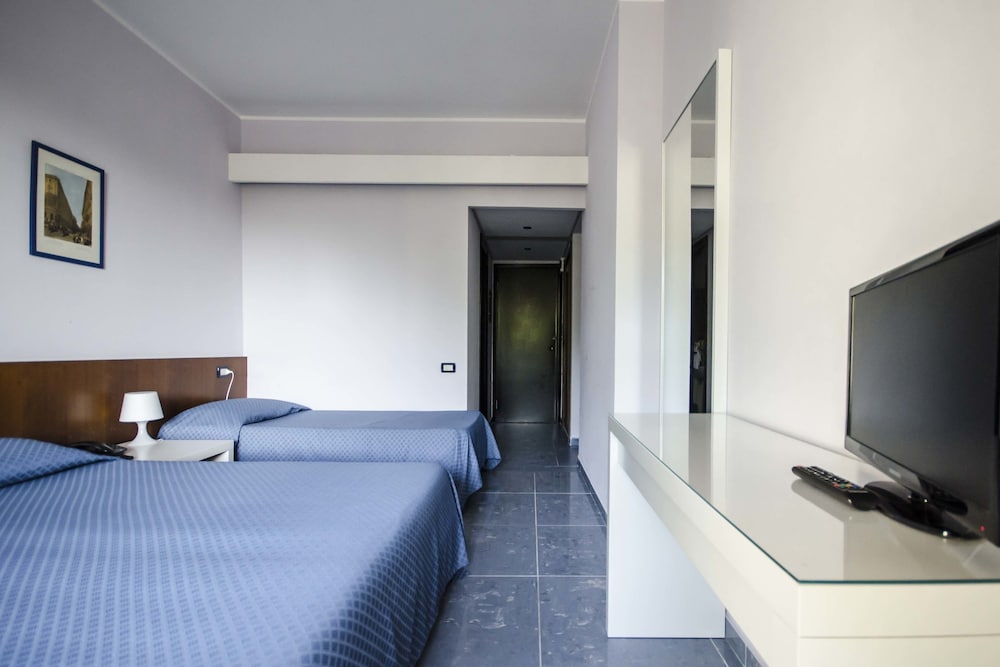 Hotel Helios 4/34