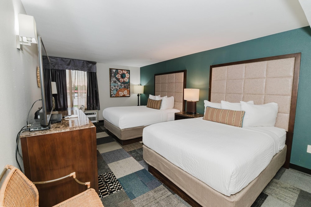 Room, 2 Queen Beds